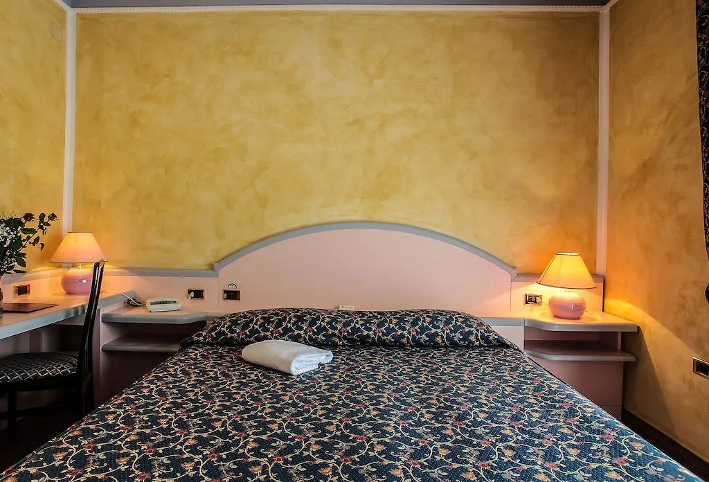 Hotel Grazia Deledda サッサリ